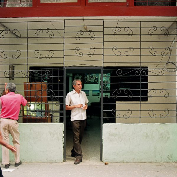 Storefront, Havana, Cuba, 1999 ©Cyndie Burkhardt.