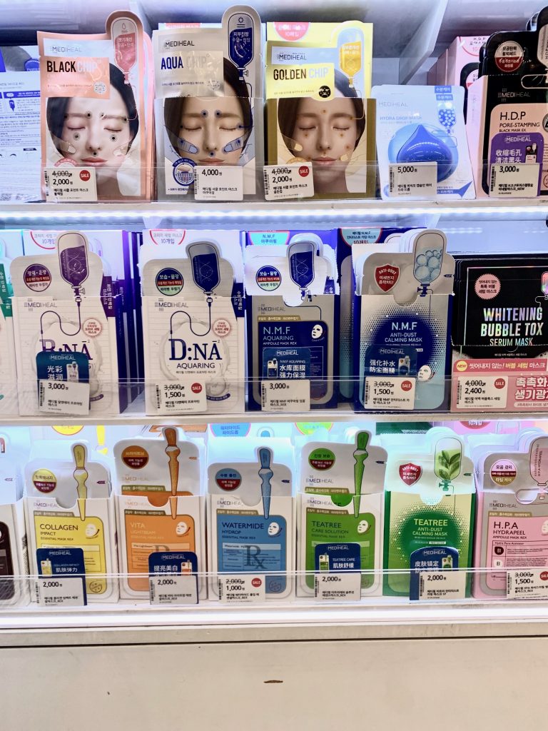 K-beauty, Seoul, Korea, ©2020, Cyndie Burkhardt.